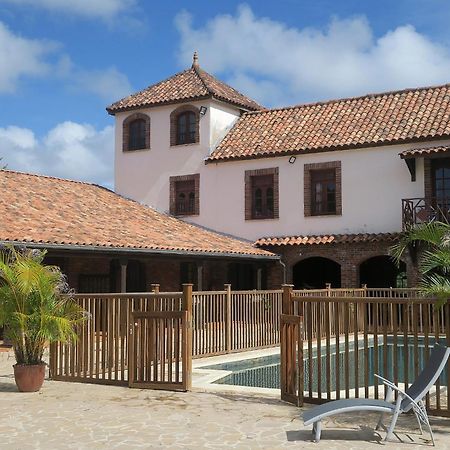 Domaine du Château Les Trois-Ilets Exterior foto