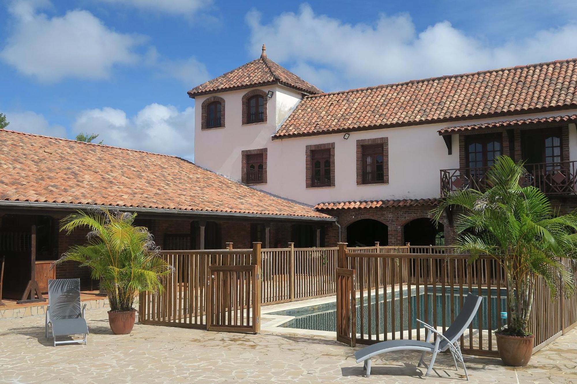 Domaine du Château Les Trois-Ilets Exterior foto