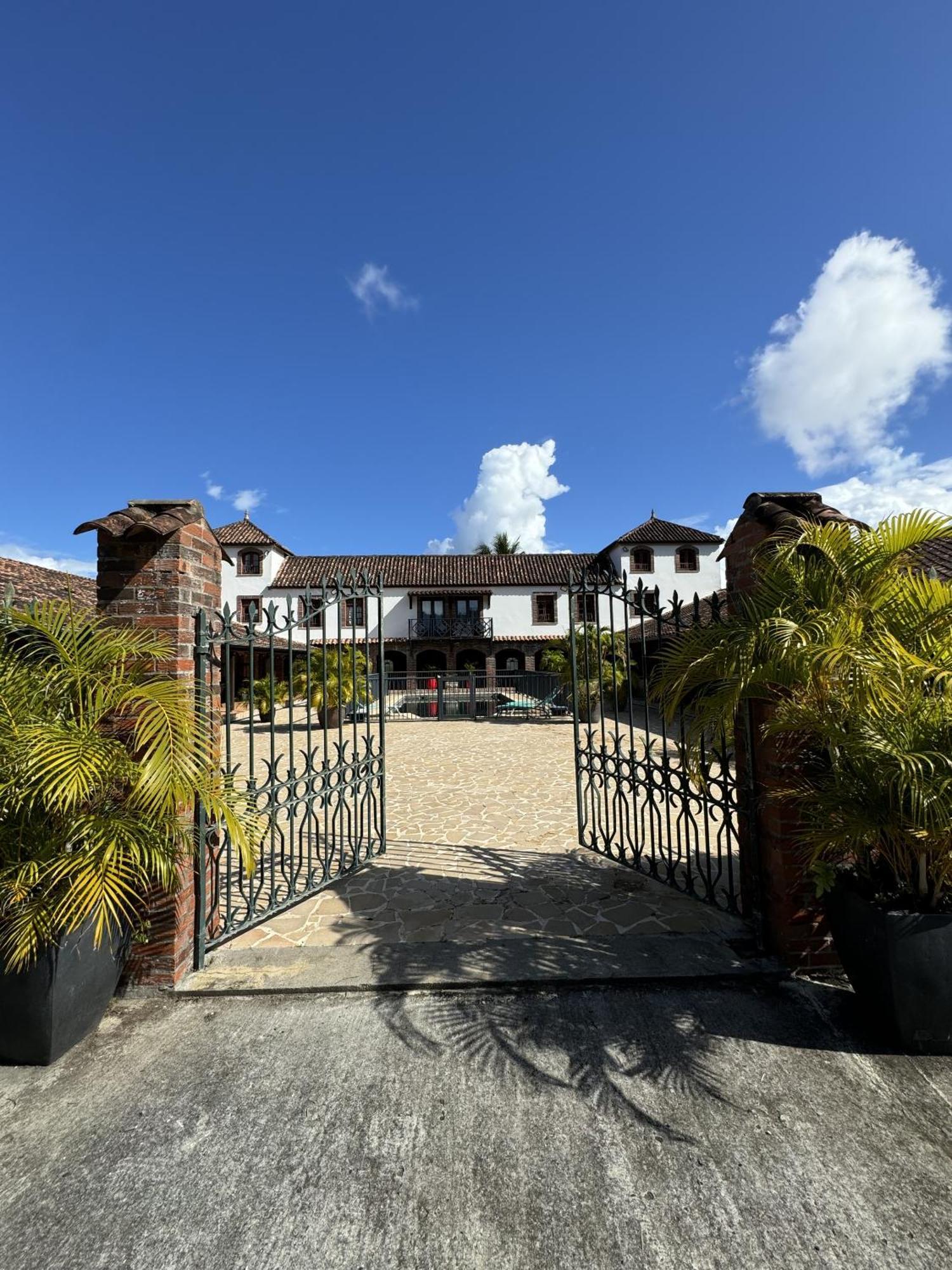 Domaine du Château Les Trois-Ilets Exterior foto